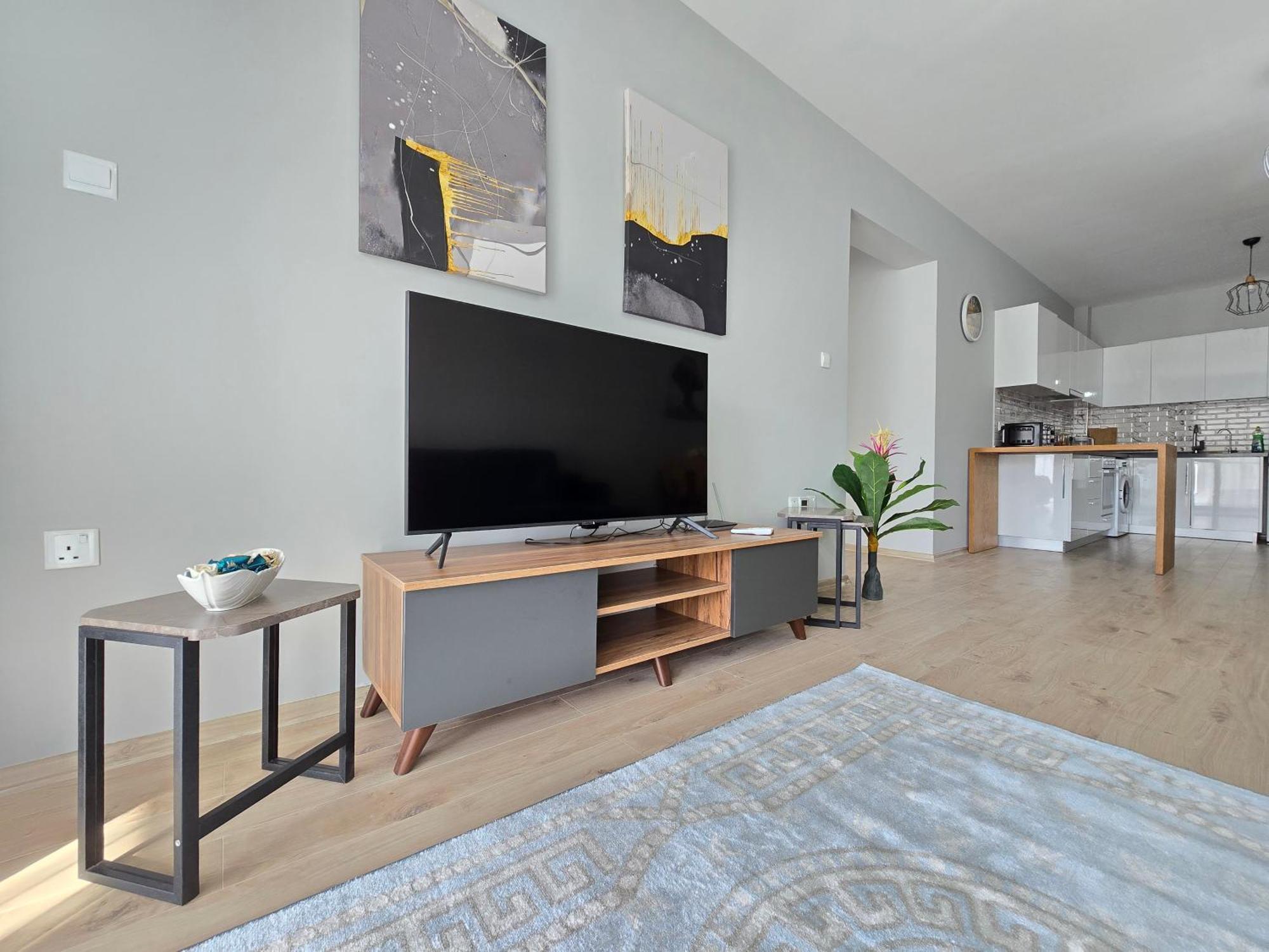 Luxurious 1-bedroom With Pool View At Caesar Apartment Perivolia tou Trikomou